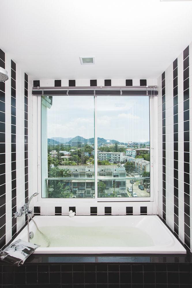 The Wide Condotel - Phuket Exteriör bild